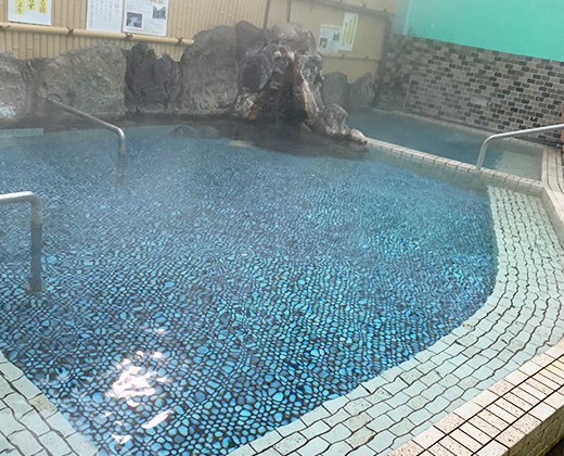 温泉スライダー